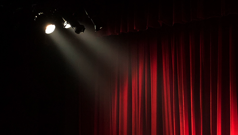 What qualifications does a film lighting technician need?